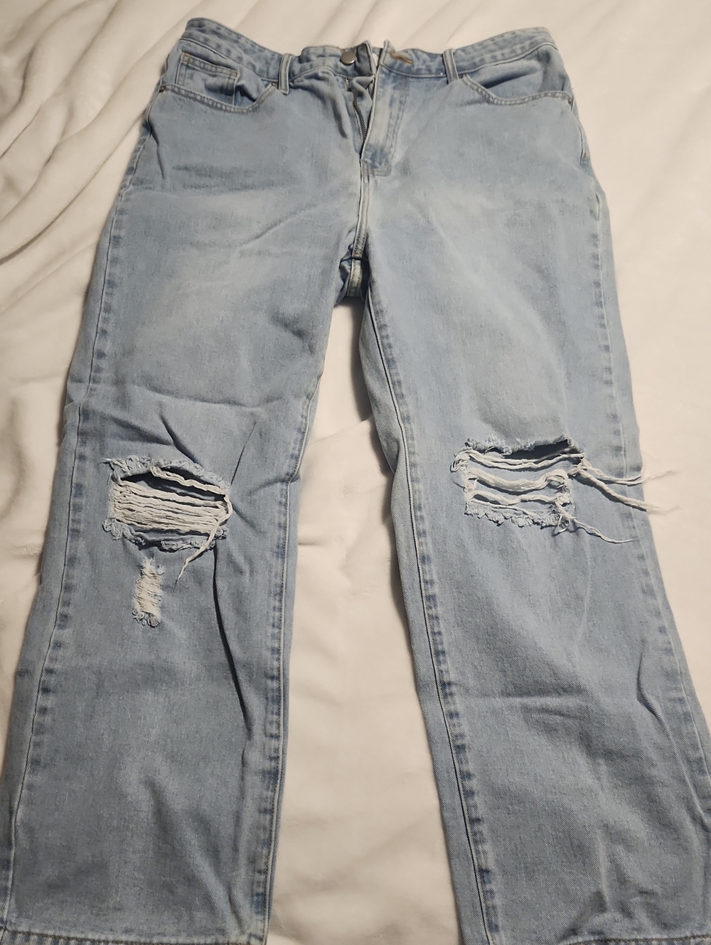 JustFab Distressed Straight Leg Jeans in Blue Waist 34